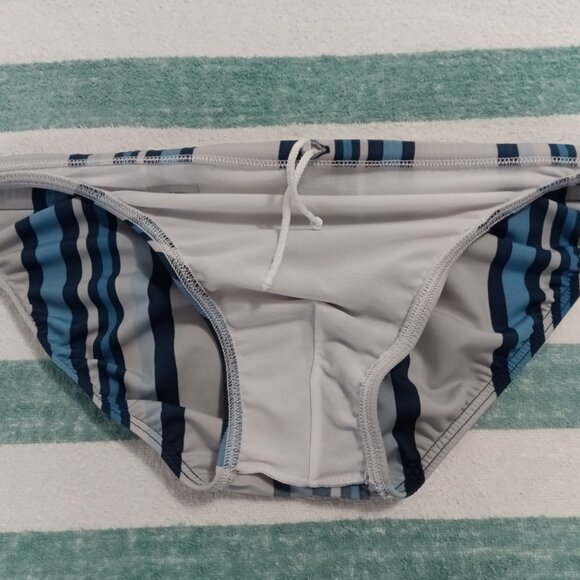 (Pre-Owned) RARE VINTAGE HOM SWIM BRIEF, SIZE 32", BLUES LIGHT-GRAY STRIPES (*) - Picture 5 of 7
